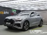 продажа AUDI Q8 (4M)