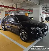 продажа AUDI Q8 (4M)